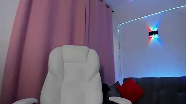 gaaby_foxx from StripChat