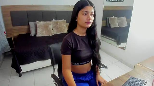 Explore our live girls sluts from our Custom and Multi clubs and checkout exclusive access to highly interactive content, such as shape, hair, titties, pussy type and many more.
