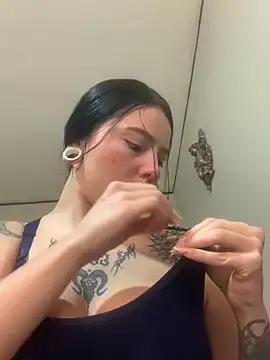 Gaby_park from StripChat is Freechat