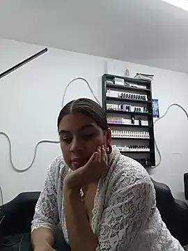 Explore our live girls sluts from our Custom and Multi clubs and checkout exclusive access to highly interactive content, such as shape, hair, titties, pussy type and many more.