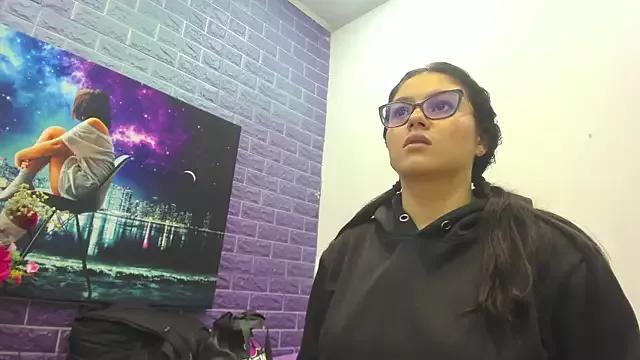 Gaia_Hot08 webcams show profile image 