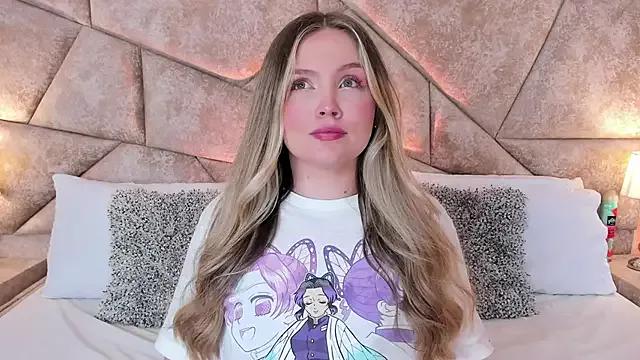 GaiaBaker from StripChat