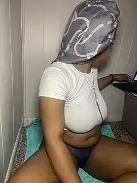 Galaxybabe23 from StripChat