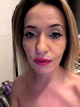 GangBangKitty from StripChat