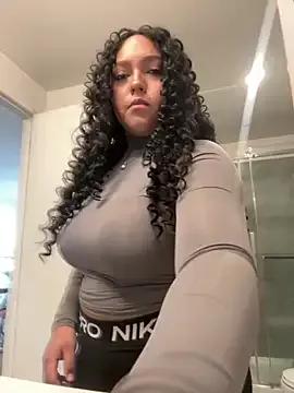 Gata_fyera webcams show profile image 