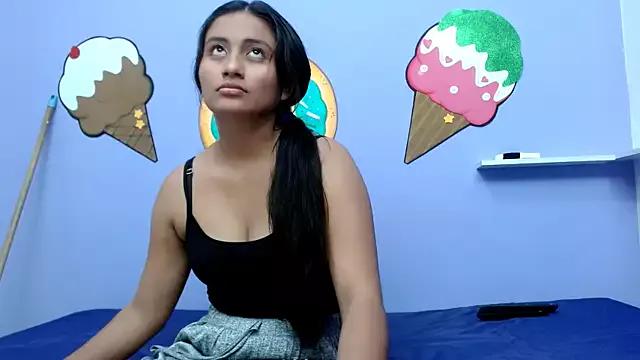 gatubelacute18 from StripChat is Freechat
