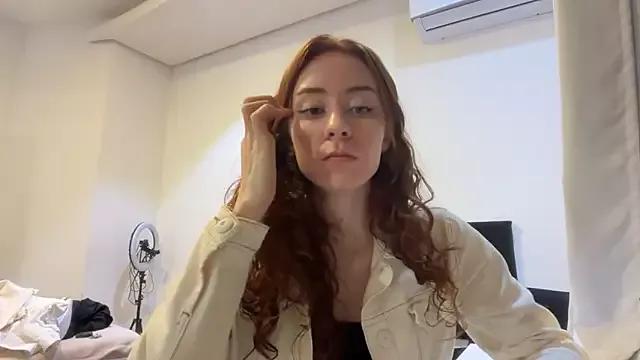 Explore our live girls sluts from our Custom and Multi clubs and checkout exclusive access to highly interactive content, such as shape, hair, titties, pussy type and many more.