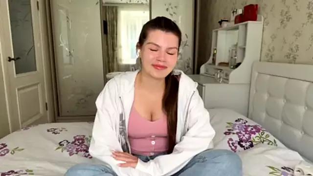 GeorgeneTreisch webcams show profile image 