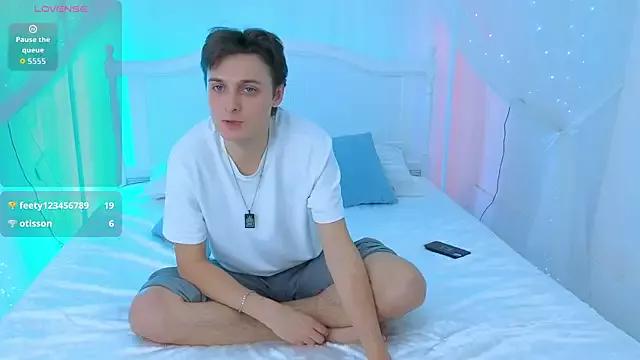 GGimperator_ from StripChat