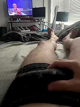 Ggowlad01 webcams show profile image 