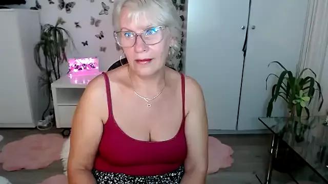 Ghertrude52 webcams show profile image 