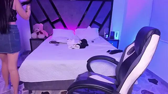 GiaFox1 webcams show profile image 