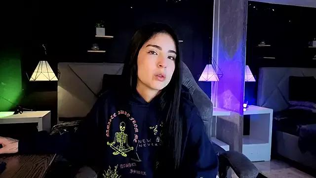 giapearl25 from StripChat is Freechat