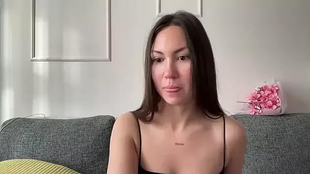 GIGI_BENNET from StripChat