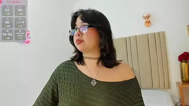 giiiia_ from StripChat