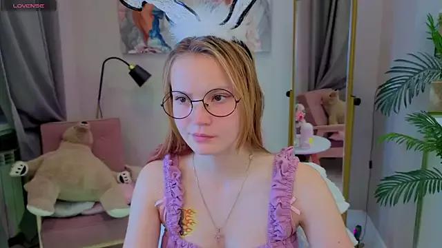 Ginger_Emma from StripChat is Freechat