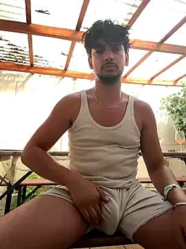 Gipsyboysteve from StripChat is Freechat
