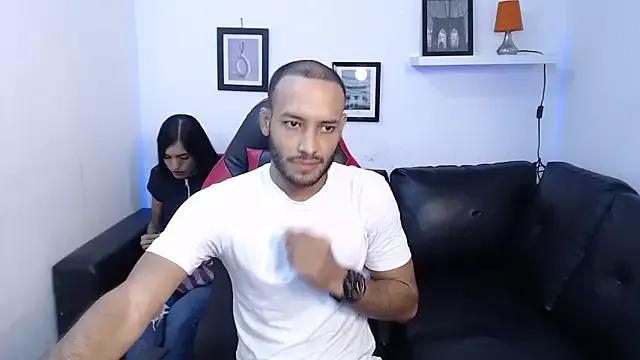 Giselle_Max from StripChat is Freechat