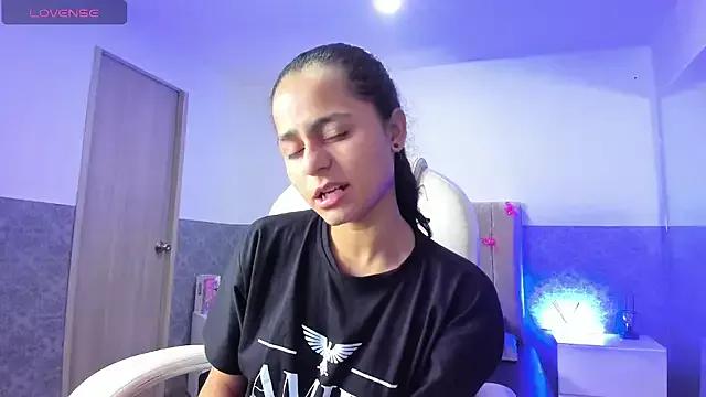 Giselle_Roldan webcams show profile image 