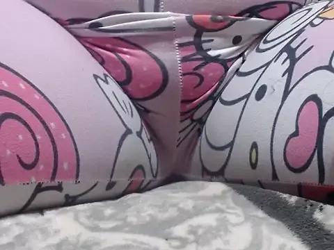 GISSYMERCEDES from StripChat