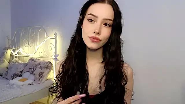glamourr from StripChat is Freechat