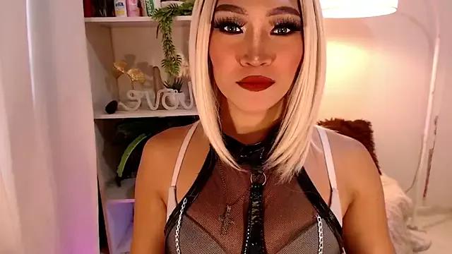 Goddess_Quinnie from StripChat