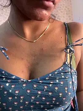 Goddess_sneha from StripChat