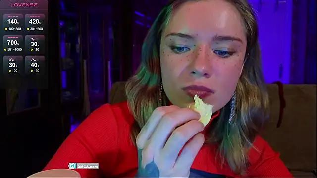 Goddess_Undergroun from StripChat