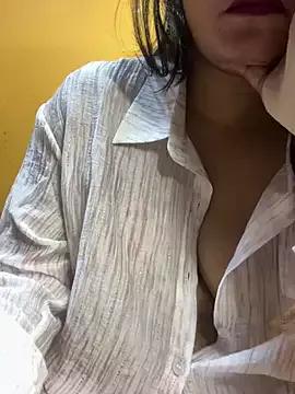GoddessAnu85 from StripChat