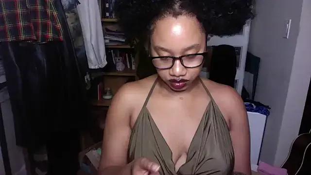 goddessdaisysky from StripChat is Freechat