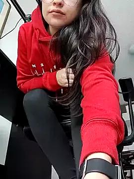 Explore our live girls sluts from our Custom and Multi clubs and checkout exclusive access to highly interactive content, such as shape, hair, titties, pussy type and many more.