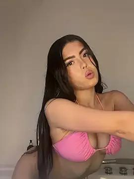 Explore our live girls sluts from our Custom and Multi clubs and checkout exclusive access to highly interactive content, such as shape, hair, titties, pussy type and many more.