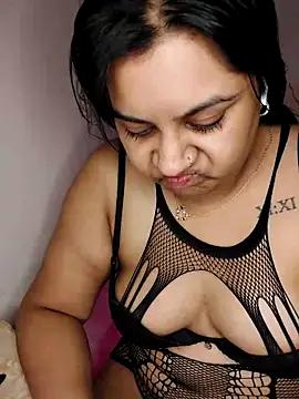 GoddessLorenaTheeSiren from StripChat