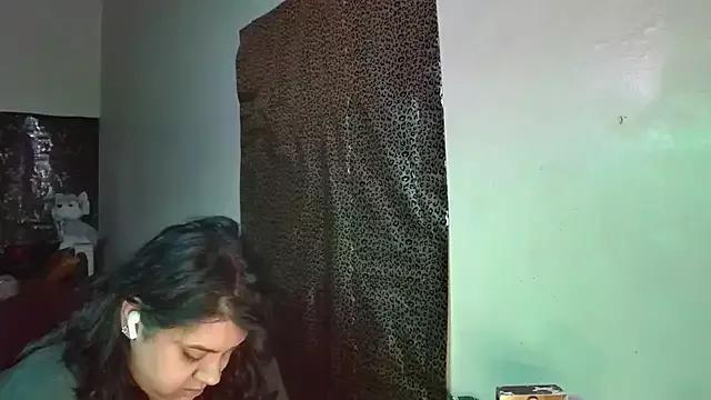 GoddessLorenaTheeSiren from StripChat