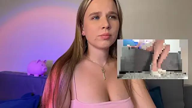 Explore our live girls sluts from our Custom and Multi clubs and checkout exclusive access to highly interactive content, such as shape, hair, titties, pussy type and many more.