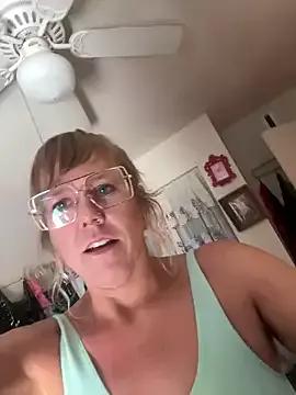 goodgirlbabydoll from StripChat is Freechat