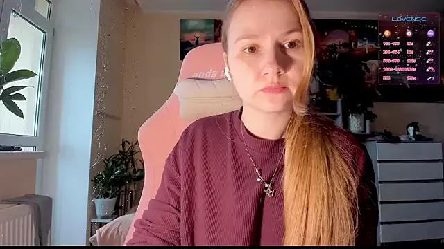 GoodWitch_ from StripChat