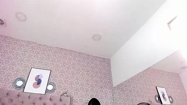 Grace_Hollis from StripChat is Freechat