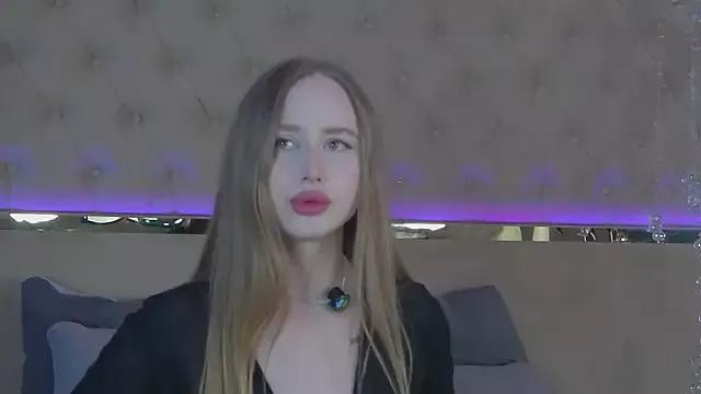 Explore our live girls sluts from our Custom and Multi clubs and checkout exclusive access to highly interactive content, such as shape, hair, titties, pussy type and many more.