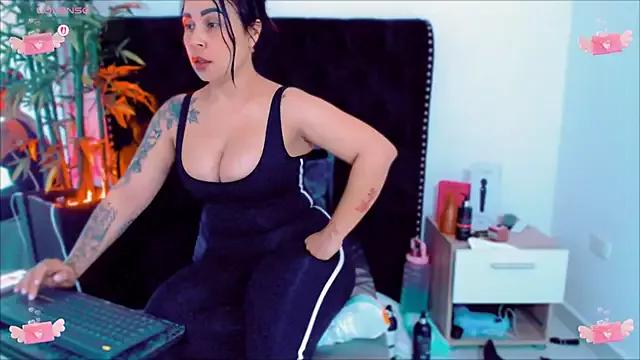 GreatBIG_BOOBS_Nina on StripChat