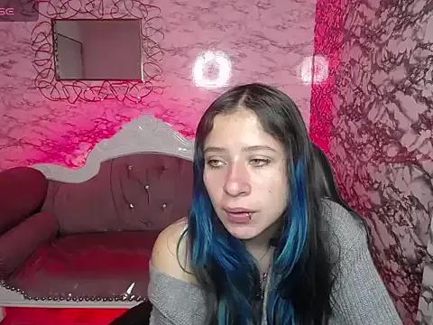 Explore our live girls sluts from our Custom and Multi clubs and checkout exclusive access to highly interactive content, such as shape, hair, titties, pussy type and many more.