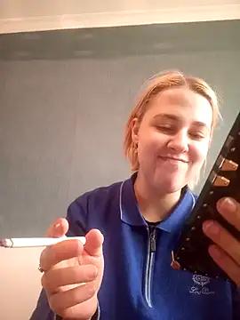 Gussie_Bridie from StripChat