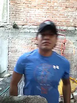 GusssHOT from StripChat is Freechat