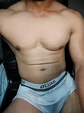 Gusstavo2025 from StripChat