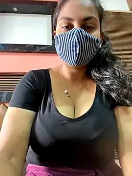 Haanikaur_saavi from StripChat
