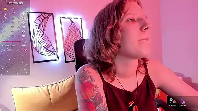 Hailey_Foxy from StripChat is Freechat