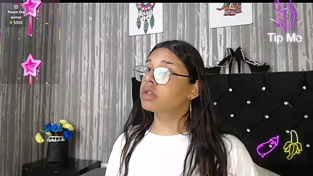 Hailey_johnsonn from StripChat is Freechat