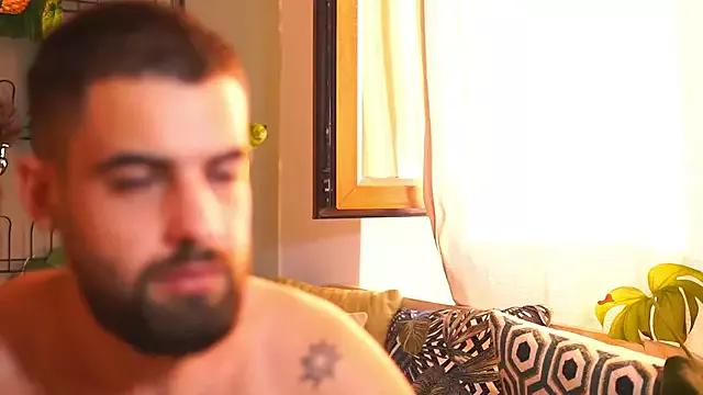 HairyRobxxx from StripChat is Freechat