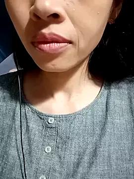 Hana_love20 from StripChat