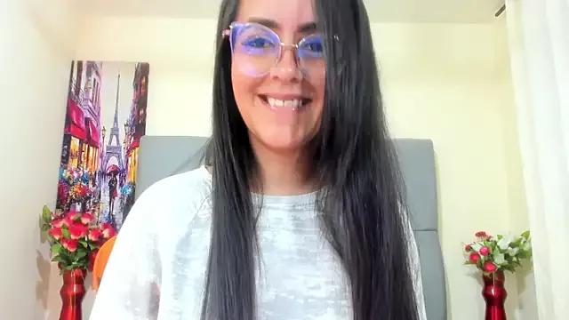 Hana_whitee webcams show profile image 